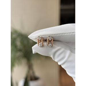 Boucles d'oreilles clous ouvertes en diamant de laboratoire rond 0,40 ct, or 14 carats, barre tressée, bijoux fins contemporains minimalistes pour femme - Product Image 5