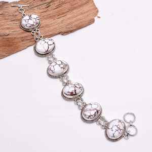 Pulsera de Howlite Blanca con Plata, Estilo Boho Vintage, Hecha a Mano, Joyería con Piedras Preciosas, Regalo para Ella - Product Image 4