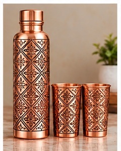 Botella de Agua Bohemia de Cobre con Tapa y 2 Tazas Grabadas con Mandala, Set de Bebidas Portátil para Viaje - Product Image 6