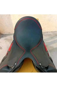 Sillín de Doma Inglesa con Cuero Suave de Vaca Envuelto, Sillín de Doma Inglesa, Sillín de Carreras de Caballos a Precio Asequible - Product Image 3