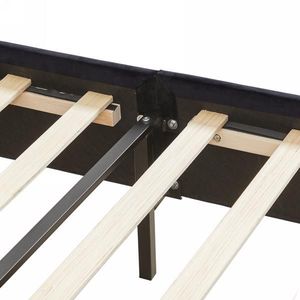 Lit Chesterfield vintage à dossier haut avec tête de lit capitonnée, revêtement en velours, assemblage facile, support en lattes de bois - Product Image 6