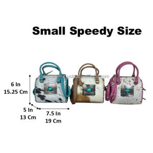 Bolso de Viaje Elegante de Cuero Genuino 100% Estilo Western con Patrón Premium, Cierre de Cremallera y Concho, Unisex - Product Image 2