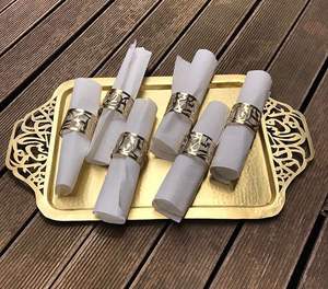 Bandeja metálica para Ramadán, perfecta para servir las comidas diarias de iftar y refrigerios durante el mes sagrado. - Product Image 2