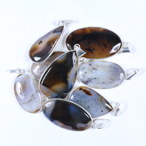 Colgante de Ágata Natural Artesanal de Alta Calidad con Forma de Paz BISMILLAH GEMS BOHEMIA, Pieza Única de Moda Artesanal - Product Image 6