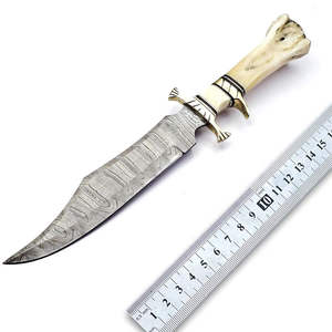 Couteau Bowie de survie et de chasse en acier Damas fait main, personnalisé ODM, manche en os de chameau, étui en cuir, pour camping et randonnée - Product Image 1