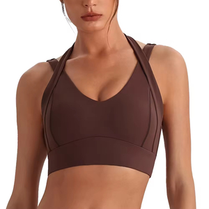 Sujetador deportivo de yoga sin costuras, talla grande, agradable al tacto, con tirantes cruzados, cuello en U, diseño sin espalda con logo frontal y detalles de encaje acanalado. - Product Image 4