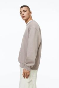 High Quality Men's Embroidered 100% <b>Polyester</b> Loose Fit Winter Sweatshirt-Custom OEM Service Wholesale Fashion Clothing - Product Image 6