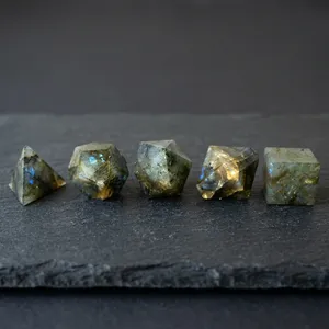 Juego de 5 Piezas de Labradorita, Sólidos Platonicos, Ágata Geométrica Sagrada, Material de Piedras Preciosas para Sanación Reiki y Chakra, Estilo Feng Shui, Hecho a Mano - Product Image 3
