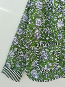 Handmade Cotton Quilted <b>Jacket</b>: V-Neck Floral Indian Coat Reversible Lightweight Coat - Product Image 4