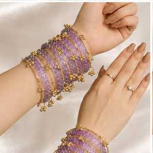 Bracelets en verre de style cachemire pour femmes, fabriqués en usine, bracelets goutte de pluie Churiyan, 24 bracelets en verre avec 8 bracelets Jhumki, ensemble par Star Impex - Product Image 2