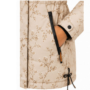 Parka imperméable de haute qualité pour femmes avec un design élégant, une doublure intérieure douce et une isolation épaisse pour les activités de plein air - Product Image 5