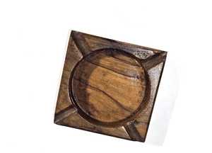 Cenicero Cuadrado de Madera Maciza para Uso en Hoteles y Restaurantes - Product Image 3