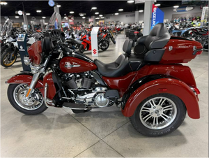 ¡OFERTA ESPECIAL! Nueva Motocicleta Tri Glide Ultra Touring 2026 de 1000-1500cc, >80km/h, Fabricada en EE. UU. ¡Cómoda para Conducir Ahora! - Product Image 4