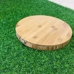 Planche à découper en bois écologique la plus vendue à un prix abordable Planche à découper en bambou Blue Lotus Farm - Product Image 4