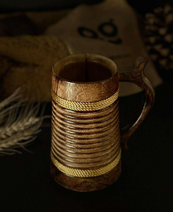 Mug à bière en bois de qualité supérieure, design Koi, fabriqué à la main, avec paille, portable, écologique, par Crescent Crafts - Product Image 4