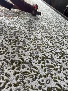 Tela de Algodón Floral Tejida a Mano, Suave y Ligera, en Tonos Tierra, Estilo Boho para Vestidos de Mujer y Niña, Ropa de Boutique Kaftan - Product Image 5