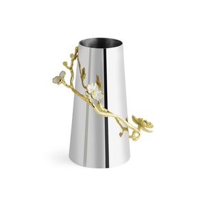 Jarrón de lujo Saleem International 2026 con diseño de granada, color plateado, de metal, con hoja de ginkgo marrón dorado - Product Image 1