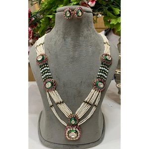 Ensemble collier et boucles d'oreilles longs en laiton plaqué or de haute qualité, style Moissanite Polki, élégant, pour femme, idéal pour un cadeau de mariage ou une soirée. - Product Image 1