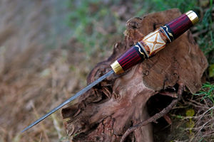 Cuchillo de caza hecho a mano DIY OEM de acero de Damasco con punta de gota, mango de asta y virola de latón, cuchillos personalizados - Product Image 5