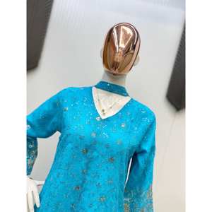 Ensemble haut-bas de soirée pour femmes de créateur avec une belle Dupatta - Product Image 3