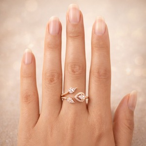 Pahal Jewels Ensemble de bagues de fiançailles romantiques en moissanite forme flèche, en argent 925 plaqué or rose, pour femme, sertissage pavé, bagues marquise - Product Image 1