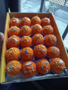 Bougie parfumée Ladoo artisanale en gros – Bougie en cire de soja de qualité supérieure pour la décoration de la maison et les cadeaux de festival Diwali - Product Image 4
