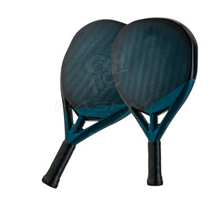 Pala de tenis con forma aerodinámica y superficie lisa para una respuesta rápida y un control preciso de la pelota - Product Image 5