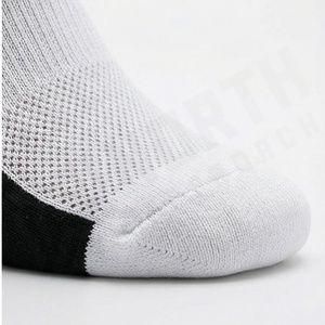 Ankle Socks Houndstooth Pattern Breathable Knitted Cotton White Black Casual Adult Socks - Product Image 6