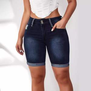 Shorts de mezclilla casuales de corte ajustado con dobladillo enrollado para mujer, de longitud media, cintura elástica, versátiles, con logotipo personalizado OEM, novedad de verano 2026 - Product Image 4