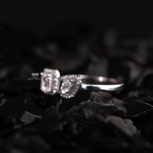 Anillo de Oro Amarillo de 14K con Diamantes Cultivados en Laboratorio Toi Et Moi, Corte Marquesa y Radiante, Doble Halo, Joyería Nupcial, Fabricante y Proveedor - Product Image 4