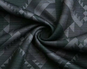 Conjunto de camiseta de baloncesto sin mangas para hombre con pantalones cortos, estampado geométrico, absorción de humedad, secado rápido, ropa deportiva para todas las estaciones - Product Image 6