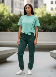 Camiseta Corta Oversize 100% Algodón Estilo Urbano 240g con Logotipo Frontal Estampado en Serigrafía - Product Image 4