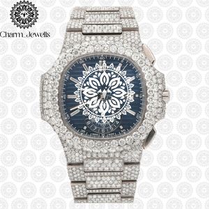 Reloj de Lujo Charm Jewells de Acero Inoxidable con Caja Redonda, Cuarzo Analógico y Bisel de Diamantes para Mujer - Product Image 5
