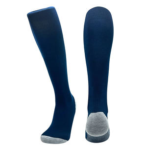 Vente en gros de chaussettes de sport pour jeunes avec logo personnalisé, chaussettes de performance pour le football, le soccer et la course à pied - Product Image 6