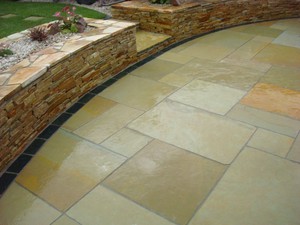 แผ่นหินปูนสีเหลืองอานันทปุระ วัสดุทนทาน ไม่เป็นรูพรุน เหมาะสำหรับลานบ้านภายนอก ทางรถวิ่ง ลานภายใน และงานก่อสร้างอาคาร - Product Image 4