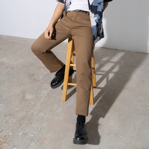 กางเกงรัดรูปพิมพ์ลายผ้าโพลีเอสเตอร์สีกากีสำหรับผู้ชายผลิตในเวียดนามตามสั่ง - Product Image 2