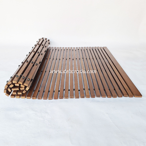 Tapis de douche moderne en teck rayé de luxe, écologique, fait main, imperméable, antidérapant, pliable pour salle de bain - Product Image 4