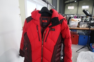 Yoursup Chaqueta Acolchada de Plumas de Pato y Ganso Coreana Auténtica Usada, Fardos Transparentes de 100 kg, Venta al por Mayor en Landa Bazaar, En Stock - Product Image 3