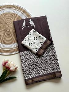 Sari en coton Mul de qualité supérieure avec imprimé motif oiseaux et doublure, bordure tissée Pallu & Zari - Blouse blanche imprimée pour femme - Product Image 2