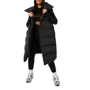 Veste longue matelassée pour femme, coupe ajustée, résistante au vent, isolée thermiquement, idéale pour un usage quotidien, par Solid Trader - Product Image 1