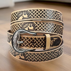Ceinture en cuir de vachette de style western avec motif floral gravé à la main, au meilleur prix pour hommes et femmes, avec logo personnalisé - Product Image 2