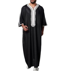 Meilleure qualité coton hommes Thobes à manches longues longueur au sol respirant léger vêtements islamiques personnalisé en gros toutes saisons - Product Image 1