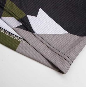 T-shirt en coton au fini mat élégant - Infroissable - Coupe ajustée moderne - Simplicité intemporelle pour votre garde-robe quotidienne - Product Image 6