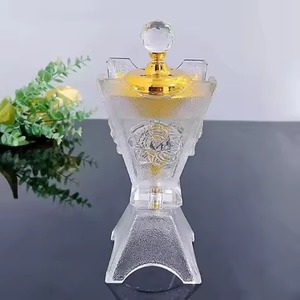 Porte-encens décoratif artisanal en laiton avec design en maille, pour toutes les saisons - Product Image 4