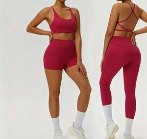 Conjunto de Yoga de Alta Calidad para Mujer: Sujetador Transpirable, Shorts Elásticos de Control Abdominal y Leggings - Ideal para Entrenamientos Activos en el Gimnasio y Fitness, Color Liso - Product Image 1