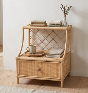 โต๊ะข้างเตียงหวายสานทำมือพร้อมลิ้นชักและชั้นวางของลายตาข่ายสไตล์โบโฮธรรมชาติ เฟอร์นิเจอร์สไตล์โบโฮ ผลิตในเวียดนาม - Product Image 4