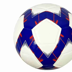 Ballon de football hybride en gros à surface souple avec combinaisons de couleurs uniques, production rapide et MOQ flexible - Product Image 6