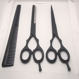 กรรไกรตัดผมตรง J2 Barber ใบมีดสแตนเลส 4Cr13 ปลายทู่ 28 ซี่ฟัน สำหรับซอยผม ใช้ได้กับคนถนัดขวา ด้ามจับสั้น - Product Image 4