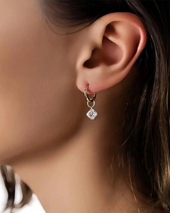 ต่างหูเพชรโมอิสซาไนต์ทรงหกเหลี่ยม เงินแท้ 925 ต่างหูเพชรแบบกำหนดเองและเครื่องประดับเพชรอื่นๆ - Product Image 4