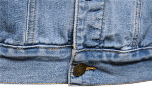 Blouson en jean vintage slim fit pour homme, nouvelle collection, en coton uni, avec revers et logo frontal, 100 % coton, imperméable et respirant - Product Image 5